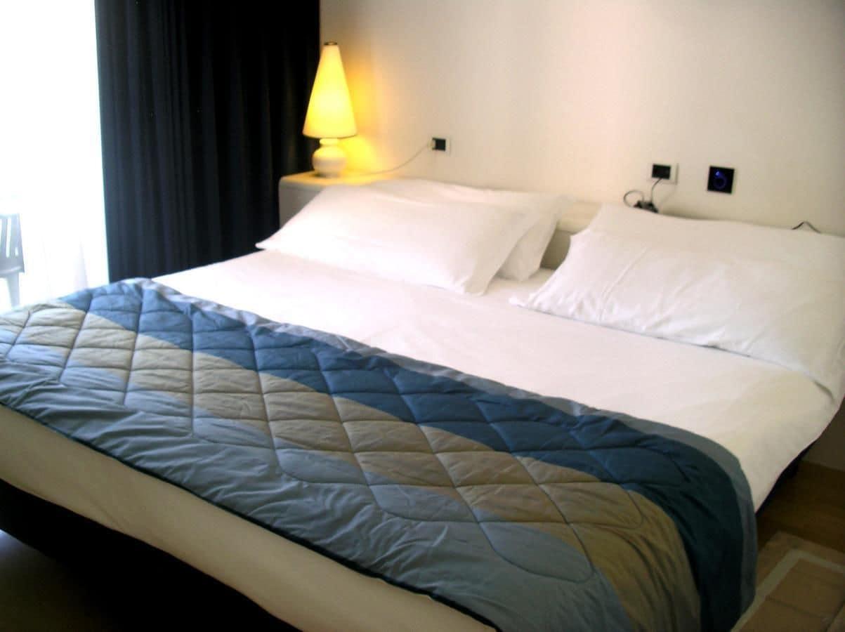 Hotel Luxor Rimini Eksteriør bilde