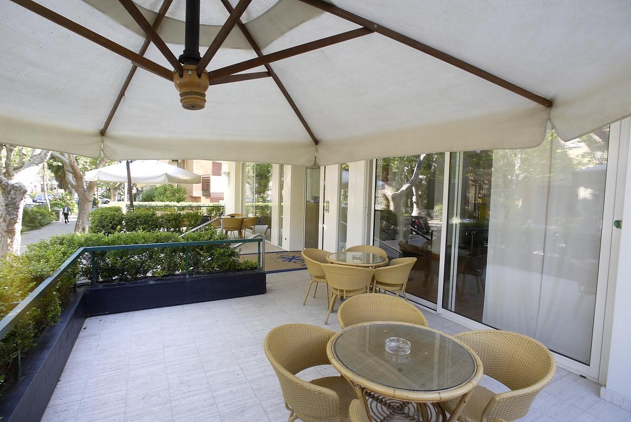 Hotel Luxor Rimini Eksteriør bilde